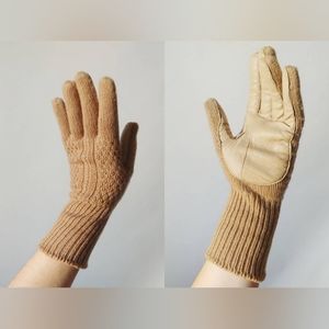 Vintage Aris Knits 1970s Camel Brown Acrylic Stretch Driving Gloves